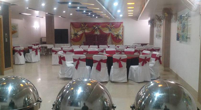Hotel Raj Sheronz, Sri Ganganagar 5